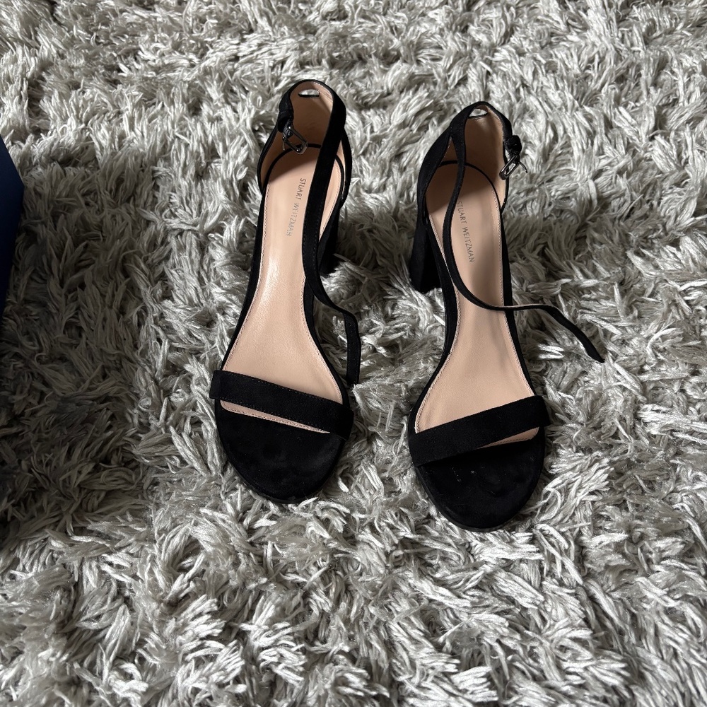 Stuart Weitzman Size 35.5 Black Sandal Heels